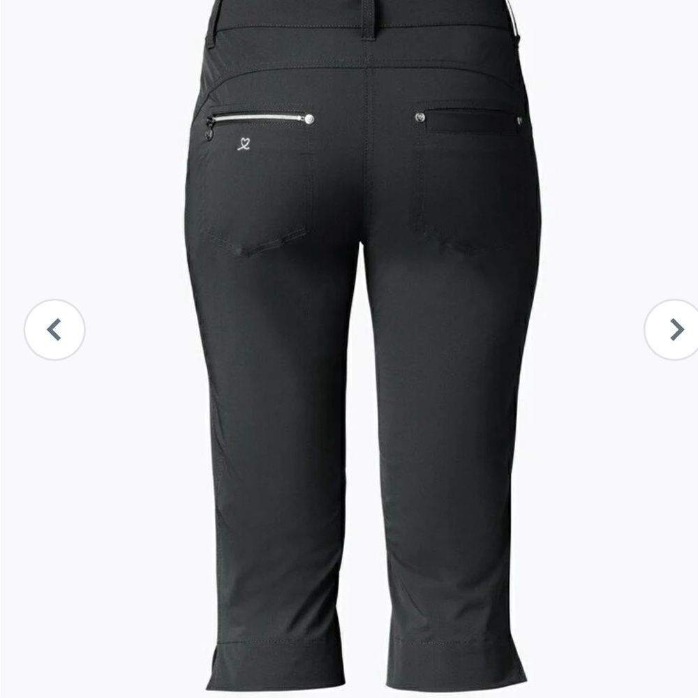 Daily Sports Black Miracle Capri Pants Size 4 - Picture 4 of 15